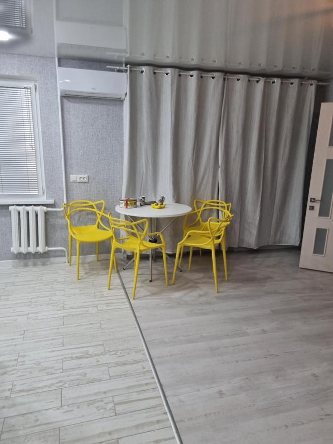 דירות קרמנצ'וג Амстердам מראה חיצוני תמונה